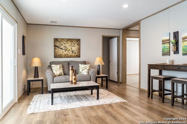 Listing photo id 7 for 2284 Stevens Rd