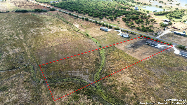 Details for 2553 Fm 1332, Jourdanton, TX 78026