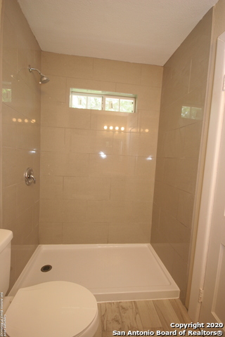 Image 6 of 9 For 326 Arlington Ct  West