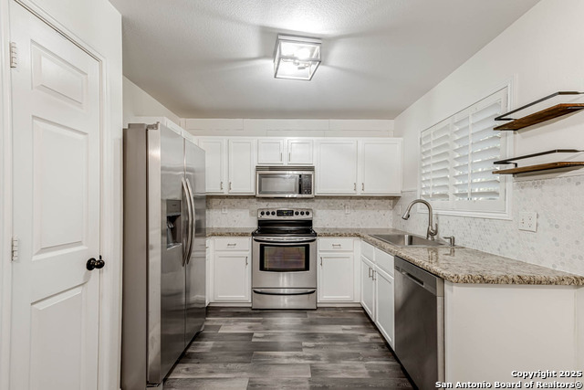 Image 10 of 27 For 21007 Liatris Lane