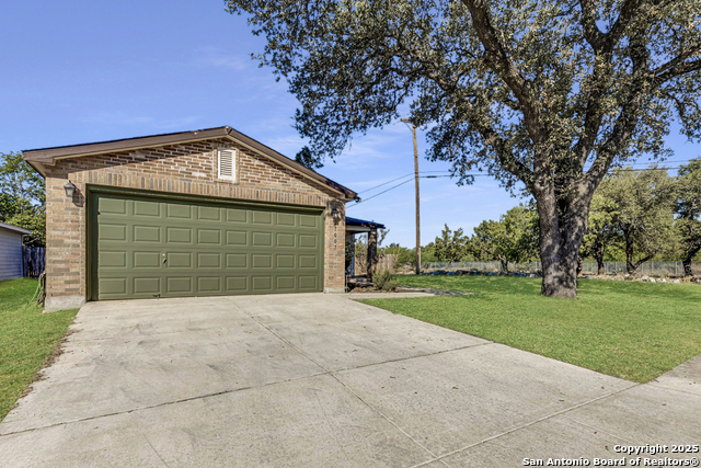 Image 2 of 27 For 21007 Liatris Lane