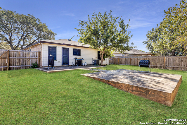 Image 25 of 27 For 21007 Liatris Lane