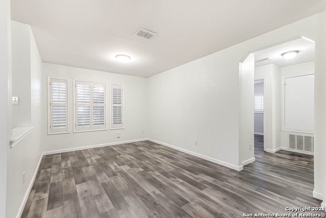 Image 6 of 27 For 21007 Liatris Lane