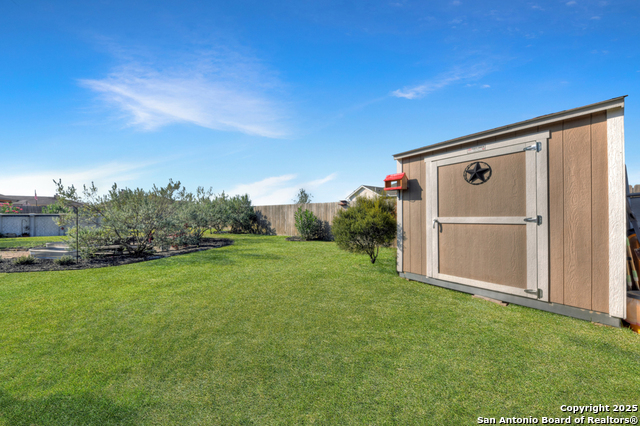 Image 13 of 40 For 157 Turnberry