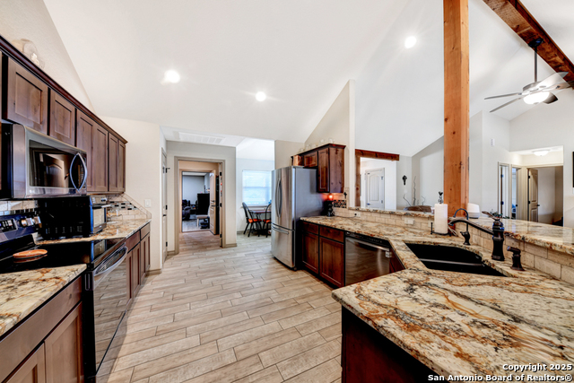 Image 23 of 40 For 157 Turnberry