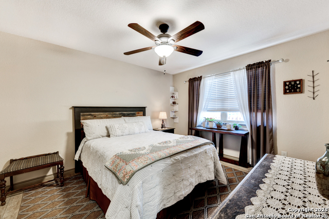 Image 24 of 40 For 157 Turnberry