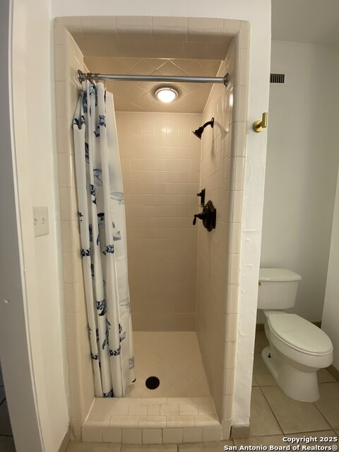 Image 11 of 22 For 611 Oblate Dr