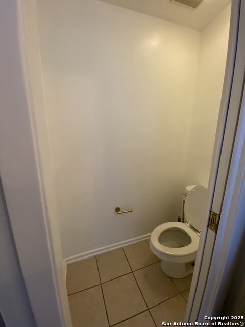 Image 15 of 22 For 611 Oblate Dr