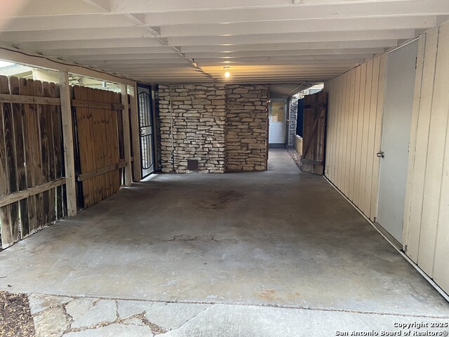 Image 21 of 22 For 611 Oblate Dr