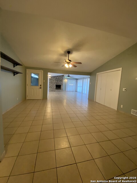 Image 7 of 22 For 611 Oblate Dr