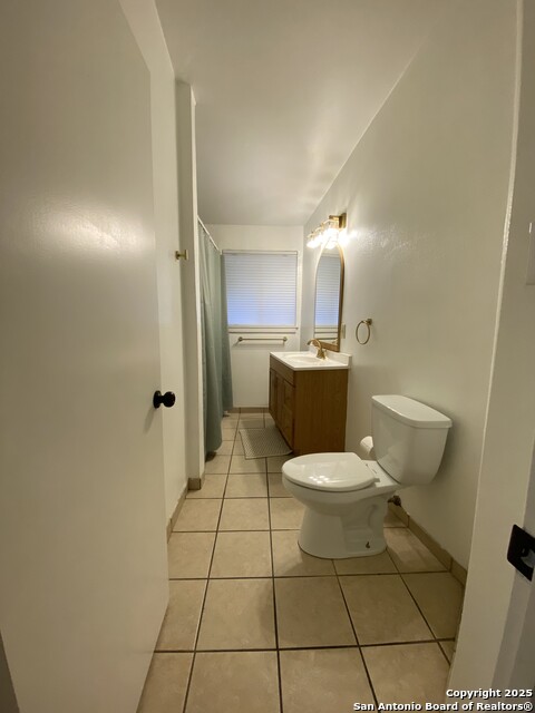 Image 8 of 22 For 611 Oblate Dr