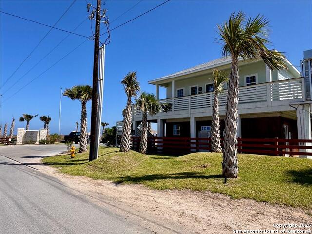 Listing photo id 5 for 101 Caribbean Dr Unit 6