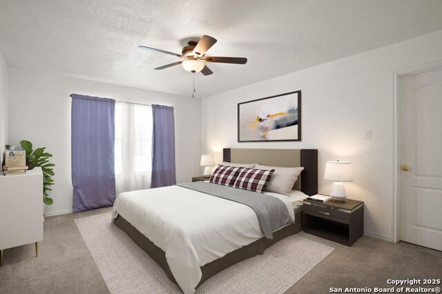 Listing photo id 15 for 668 Crossing Nw