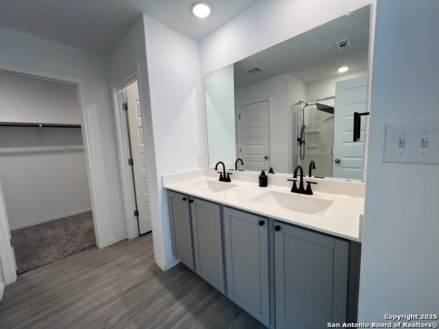 Image 11 of 22 For 4422 Chandler  Apt 8