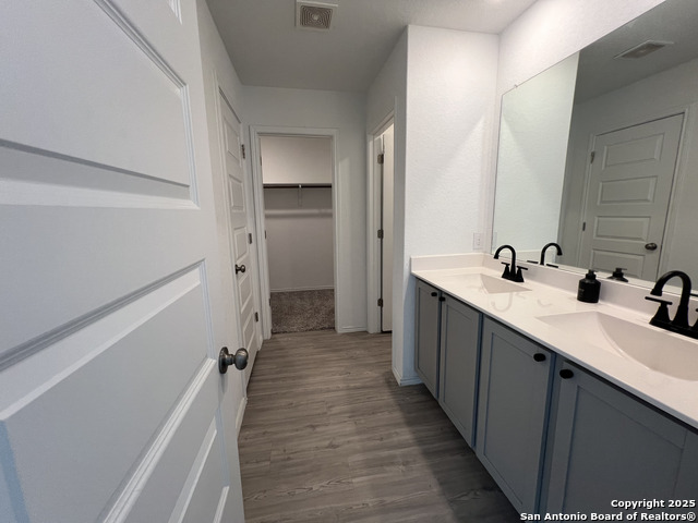 Image 8 of 22 For 4422 Chandler  Apt 8