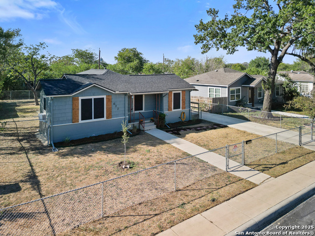 Details for 422 Wildwood W, San Antonio, TX 78213
