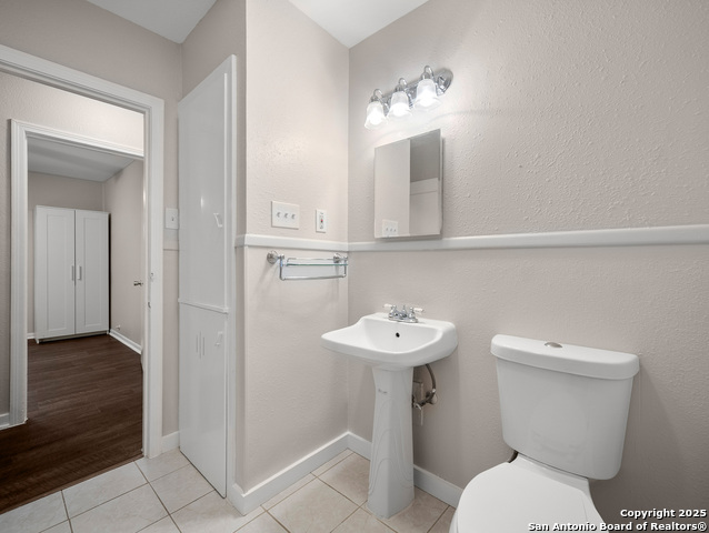 Image 5 of 13 For 422 Wildwood W