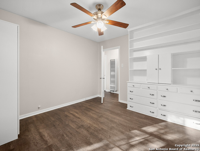 Image 7 of 13 For 422 Wildwood W