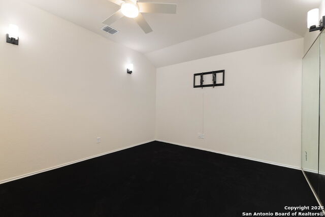 Image 23 of 36 For 353 Aberdeen