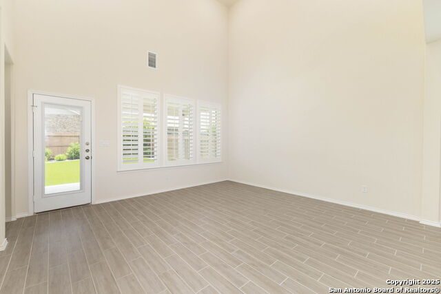 Image 8 of 36 For 353 Aberdeen