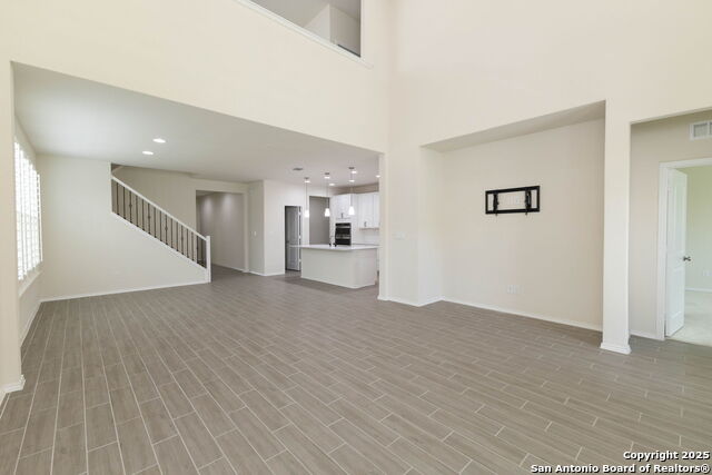 Image 9 of 36 For 353 Aberdeen