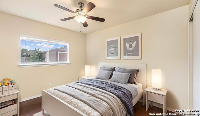 Image 18 of 24 For 5642 Lovett Oaks