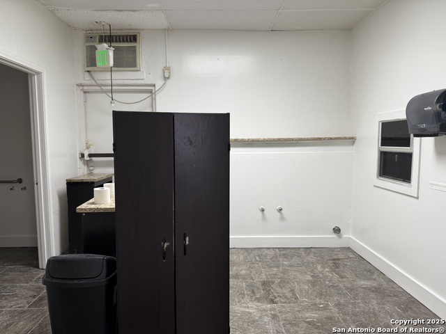 Listing photo id 7 for 3016 Zarzamora