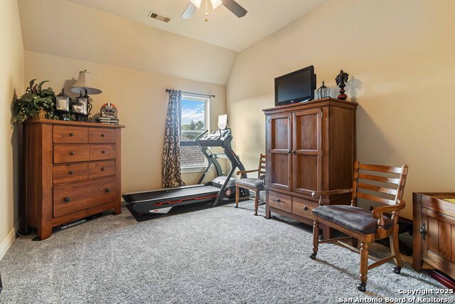 Listing photo id 30 for 8905 Soaring Oak