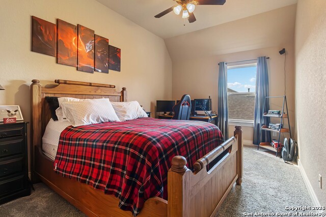 Listing photo id 33 for 8905 Soaring Oak