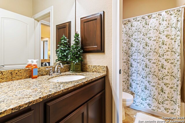 Listing photo id 35 for 8905 Soaring Oak