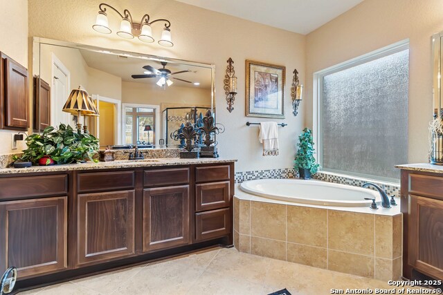 Listing photo id 43 for 8905 Soaring Oak