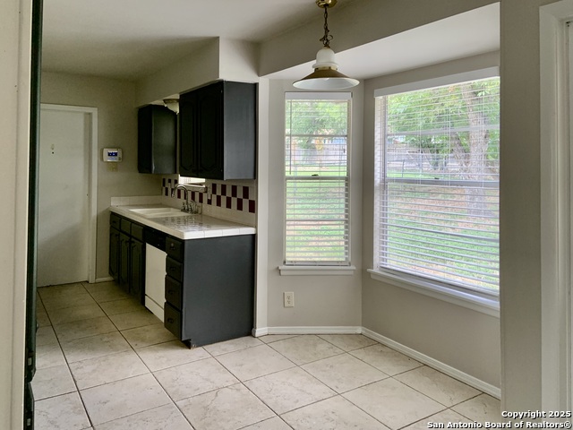 Image 13 of 30 For 5711 Gillis  