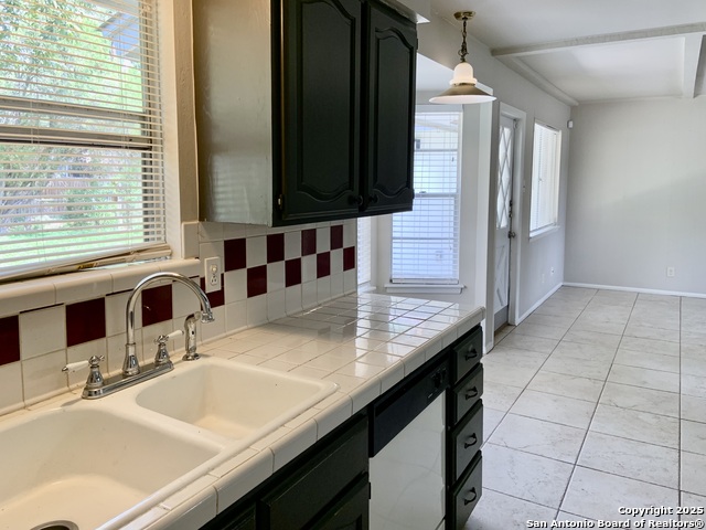 Image 15 of 30 For 5711 Gillis  