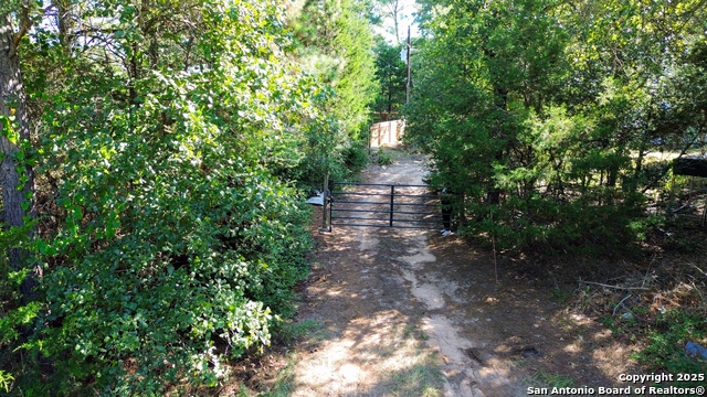 Details for 109 Travis , Paige, TX 78659