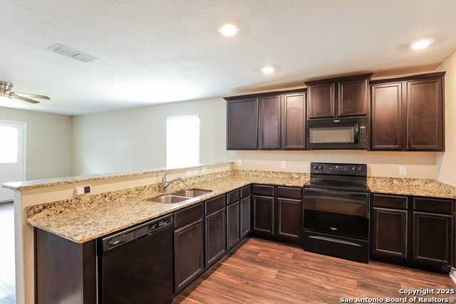 Image 4 of 15 For 3215 Rosalind Way