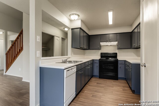 Image 6 of 12 For 7527 Oak Chase