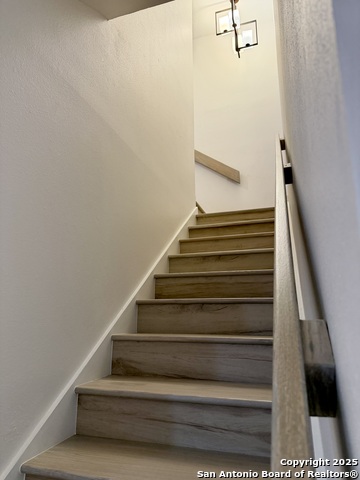 Image 18 of 27 For 6416 Brookway