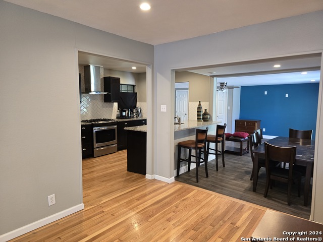 Image 7 of 19 For 606 Shadywood