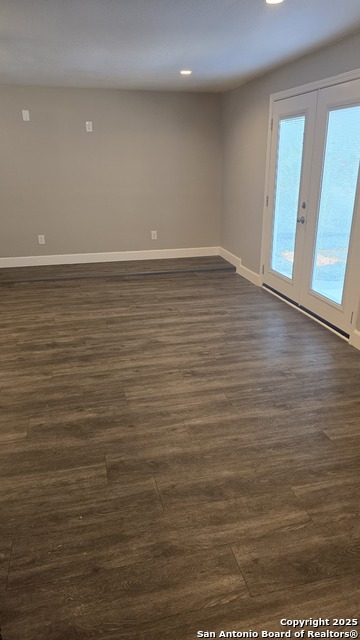 Image 9 of 19 For 606 Shadywood