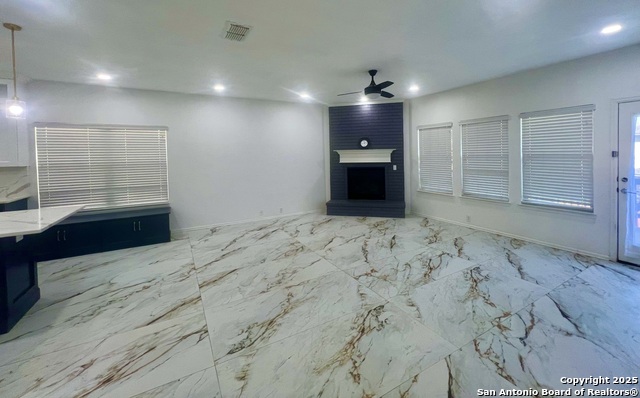 Image 5 of 31 For 25635 Wentink