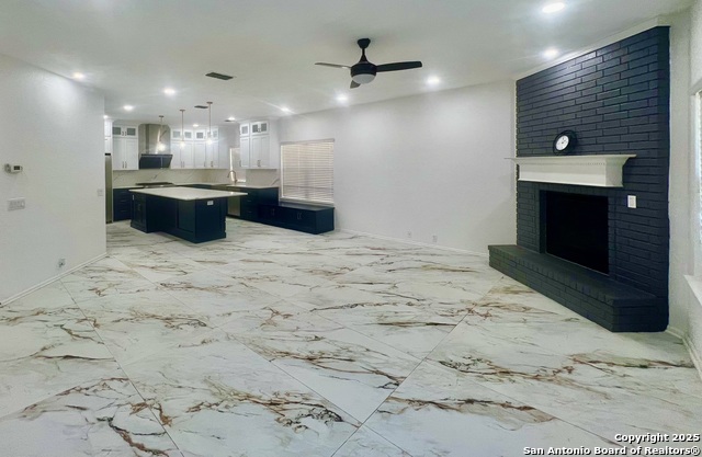 Image 6 of 31 For 25635 Wentink