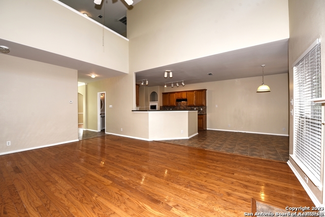 Image 16 of 40 For 25303 Mesa Ranch