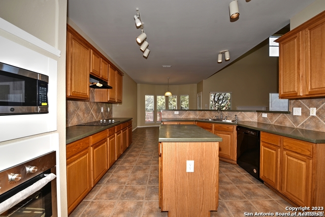 Image 20 of 40 For 25303 Mesa Ranch