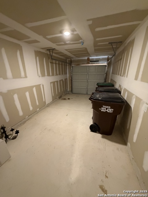 Image 32 of 32 For 1025 Pacific Monarch