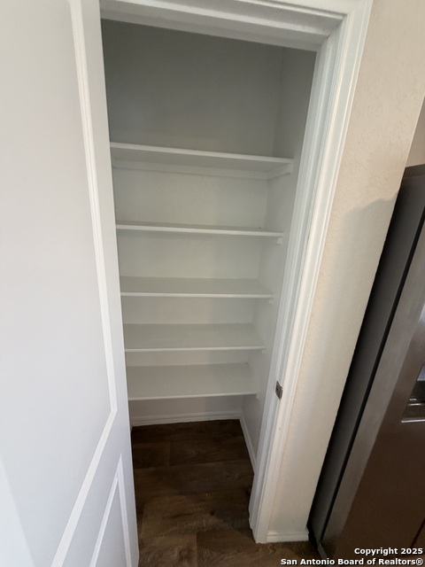 Image 6 of 32 For 1025 Pacific Monarch