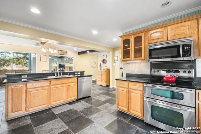 Image 17 of 42 For 106 Briarcliff