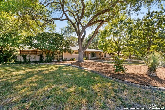 Image 6 of 42 For 106 Briarcliff