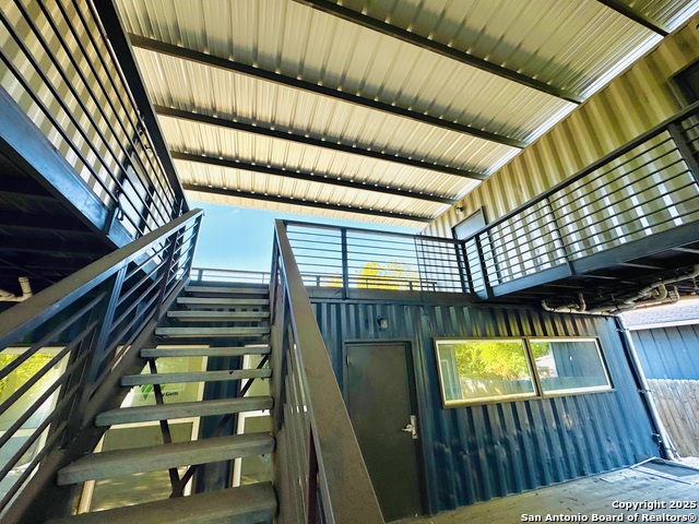 Image 13 of 37 For 1806 San Fernando