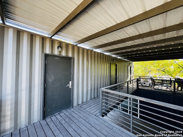 Image 16 of 37 For 1806 San Fernando