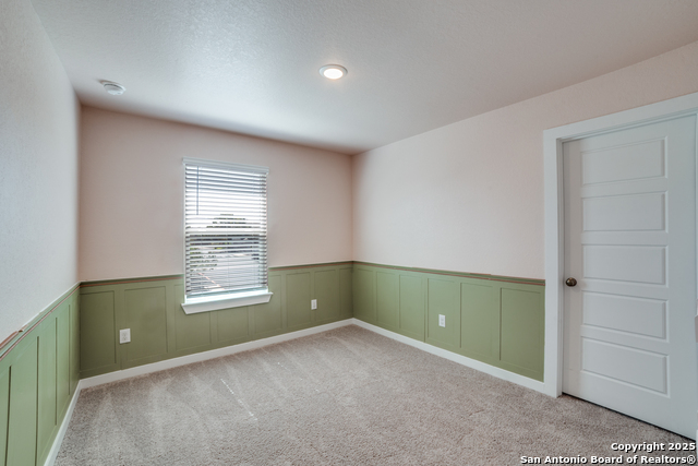 Image 13 of 16 For 5935 Hausman W 61
